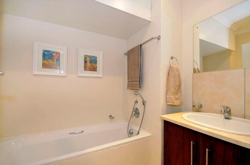 2 Bedroom Property for Sale in Humewood Eastern Cape